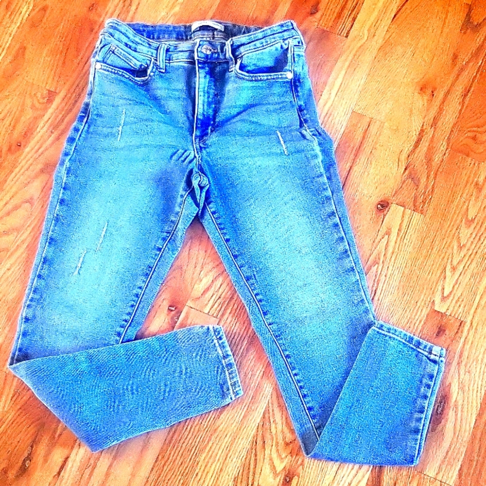 Women's jeans